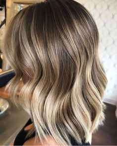 Blondish Brown Hair Balayage, Blonde Bayalage Highlights, Blonde Balayage Medium Length, Balayage Medium Length, Toffee Balayage, Autumn Blonde, Gorgeous Hair Color, Medium Cut, Short Hair Balayage