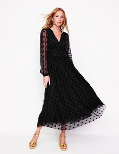 Christina Tulle Midi Dress - Black, Spots | Boden US Long Sleeve Tulle Dress, Nordic Noir, Tulle Midi Dress, Cocktail Dinner, Party Kleidung, Maxi Jersey Dress, Navy Midi Dress, Satin Maxi Dress, Green Midi Dress