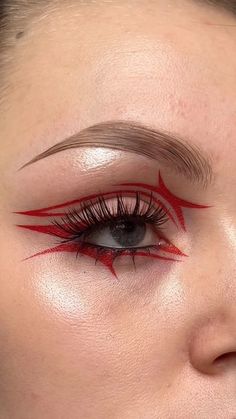 Red Graphic Liner, Under Eyeliner, Highlight Products, Dot Makeup, Glisten Cosmetics, Eye Tint, India Rose, Christmas Makeup Look