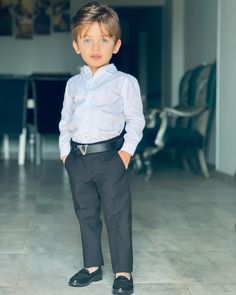 Boys Dressy Outfits, Cute Asian Babies, Baby Boy Dress, Dress Suits For Men, Foto Baby, Baby Boy Fashion, Toddler Boy Outfits, Baby Outfits