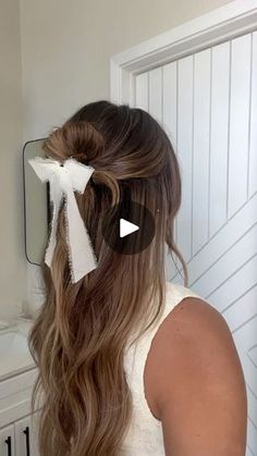 6.7K views · 2.2K reactions | the bows are back 🎀 try this easy trick to elevate your fall hairstyle 🫶🏼 
.
.
.
#hairtutorial #hairstyles #style #fallfashion #fallstyle #falloutfits #easyhairstyles | breanna cohoon | Tate McRae · It's ok I'm ok Easy Care Hairstyles, Homemade Hair Products, Half Up Half Down Hair, Hair Makeover, Hair Care Tips, Fall Hair, Fall Trends