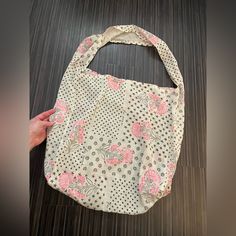 New Without Tags. Very Large Floral Design. Pink And Off-White Pink Rectangular Hobo Bag For Daily Use, Pink Casual Hobo Bag, Pink Rectangular Hobo Bag For Shopping, Spring Casual Pink Hobo Bag, Casual Pink Hobo Bag For Spring, Pink Hobo Tote Bag For Daily Use, Pink Tote Hobo Bag For Daily Use, Pink Hobo Bag For Daily Summer Use, Summer Pink Hobo Shoulder Bag