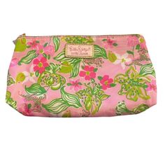 Lilly Pulitzer X Estee Lauder Makeup Bag Pink Floral Zipper Cosmetics Toiletries Brand New, Did Not Come With Any Tags Pink Green & White Floral Print Lilly Pulitzer X Estee Lauder Makeup Cosmetic Bag Smoke-Free And Pet-Free Lilly Pulitzer X Ester Lauder Makeup Bag Pink Daily Use Pouch, Pink Pouch For Summer Travel, Pink Travel Pouch For Summer, Pink Summer Travel Pouch, Cute Pink Cosmetic Bag With Zipper, Pink Pouch For Daily Use In Summer, Cute Pink Zipper Pouch Cosmetic Bag, Cute Pink Zipper Cosmetic Bag, Trendy Pink Pouch Cosmetic Bag