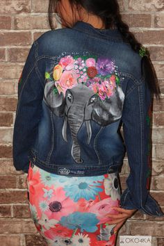 "custom denim jacket - jacket hand-painted - unique denim clothing - hand painted jacket - art Jacket - wearable art - designer's jacket *Colorful hand-painted things for those who love exclusivity and uniqueness! A wonderful gift for you and your friends. *This is ideal for any time of year and any occasion. You can make an individual order and choose a picture that you like. Just contact me :) A perfect gift for those who like exclusive things Unique artworks by paint we can choose clothes of Art On Denim, Graffiti Clothing, Hand Painted Jacket, Art Jacket, Mom And Child, Family Clothes, Jacket Art, Hand Painted Denim, Painted Clothing