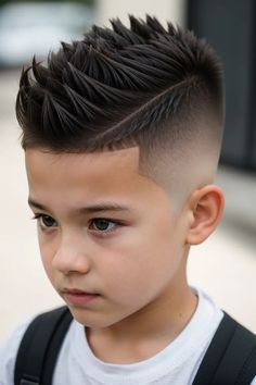 Cool Haircuts For Boys, Kid Boy Haircuts, Modern Mens Haircuts, Trendy Boys Haircuts, Haircuts For Boys, Kids Hairstyles Boys