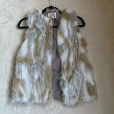 Nwt Zara Girls Outerwear Faux Fur Vest Size: 11/12 Kids- Women Xs New With Tags Trendy White Outerwear With Faux Fur Lining, Winter White Zara Outerwear, White Zara Winter Outerwear, Zara White Winter Outerwear, White Zara Outerwear For Winter, Zara White Outerwear For Winter, White Faux Fur Outerwear For Cold Weather, Zara Kids Boys, Kids Puffer Vest