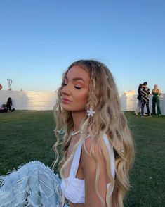 Festival Hairstyles Braids, Edc Hair, Festival Hairstyles, Music Festival Hair, Coachella Hair, Festival Make Up, Edm Festival Outfit