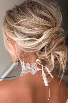 Terrific Shoulder Length Hairstyles To Make Your Look Special ★ Romantic Wedding Hair, Peinados Recogidos, Blonde Hair With Highlights, Braided Hairstyles Updo, Penteado Cabelo Curto, Wedding Hairstyles Updo, Wedding Hair And Makeup, Shoulder Length Hair, Cool Haircuts