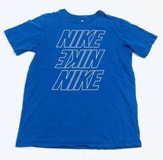 Nike Boys YXL Royal Blue Graphic NIKE Shirt YOUTH XL EUC. Excellent Condition. No stains rips or tears. Smoke free home. Nike Fit, Nike Boys, Nike Shirt, Nike Boy, Blue Graphic, Nike Shirts, Vintage Logo, Boy Fashion, Royal Blue