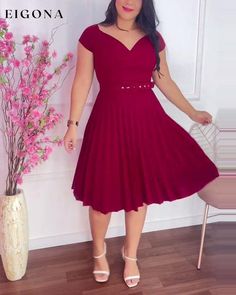 Casual Fitted V-neck Pleated Dress, Fitted V-neck Pleated Dress, Solid Pleated V-neck Dress, Casual V-neck Pleated Dress For Party, Elegant Dress, Solid Color, V Neck, Color