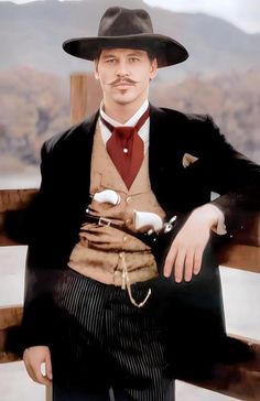 Doc Holliday Wallpaper, Doc Holliday Tombstone, Tombstone 1993, Tombstone Movie, Doc Holiday, Old West Photos, Cowboy Action Shooting, Western Hero