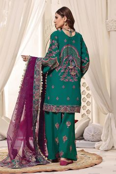 SHIRT STYLE: Short Sheesha Silk Shirt FABRIC: Short Sheesha Front fully embroidered, Embellished neckline of shirt with embroidered sleeves and back. Color: Zinc SHALWAR\TROUSER Embroidered Silk Shalwar Color: Zinc DUPATTA Embellished Net Dupatta Green Embroidered Long Sleeve Unstitched Suit, Green Embroidered Unstitched Suit With Long Sleeves, Embroidered Chinon Lawn Suit For Eid, Embroidered Lawn Suit In Chinon For Eid, Floral Embroidered Long Sleeve Chinon Salwar Kameez, Unstitched Chinon Embroidered Fabric, Green Cambric Salwar Kameez With Intricate Embroidery, Embroidered Chinon Lawn Suit With Straight Kurta, Embroidered Sharara In Cambric With Traditional Drape