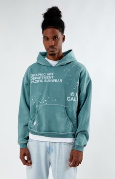 The PacSun Terrain Hoodie combines style and comfort seamlessly. Featuring a hooded neckline, long sleeves, and a regular fit, it's perfect for everyday wear. With a kangaroo pocket for added convenience and fleece fabrication for warmth, it's both practical and cozy. Plus, custom graphics printed on the front and back add a unique touch to your look, making it a standout piece in your wardrobe.


	Hooded neckline
	Long sleeves
	Standard fit
	Kangaroo pocket
	Fleece fabrication
	Machin Pacsun Outfits Mens, Mens Pacsun Outfits, Pacsun Crewneck, Pacsun Sweatshirts & Hoodies, Graphic Tees Pacsun, Pacific Sunwear, Custom Graphics, Mens Sweatshirts Hoodie, 2024 Collection