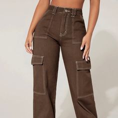 Brown Cargos With Light Brown Seams. Wide Legged. Brand New Brown Cargo Pants Outfit, Cargo Outfit, Brown Cargo Pants, Cargo Pants Outfit, Cute Pants, Jeans Cargo, Outfit Jeans, Brown Pants, Women Denim Jeans