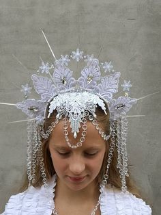 This lovely snowflake lace crown, tiara, kokoshnik, fascinator snow queen crown, ice crown,snow fairy costume crown,white-silver beaded tiara,Christmas crown with snowflakes,icicles,beads, pearls, crystals, rhinestones,chains, and sequins for a special lady! Very sparkly and chic! It will make you Snow Fairy Costume, Snow Queen Crown, Ice Princess Costume, Ice Goddess, Snowflake Lace, Frozen Play, Snow Queen Costume, Beaded Tiara, Ice Crown