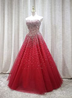 Red Sparkle Prom Dress Outfits For Women Red Sparkle Prom Dress, Red Formal Gown, Red Formal Dresses, Red Lace Prom Dress, Prom Dress Pictures, Burgundy Homecoming Dresses, Sparkle Prom Dress, Purple Evening Dress, Red Homecoming Dresses