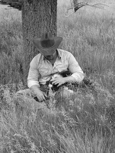 Cowboy and cattle dog Gay Cowboy, Cowboy Ranch, Cowboy Aesthetic, Real Cowboys, Sibu, Cowboy Horse, Laura Ingalls Wilder, Cowboys And Indians, Cowboy Up