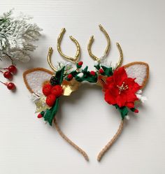 Christmas Fawn Ear Flower Crown Headband These beautiful fawn ears are needdle felted and light brown with a white inside. They sit on hard headband perfect for the age 1 and up. All flowers are 100% handmade by me using felt. Perfect for birthday, halloween party, christmas gifts. Each piece is unique. Our items are handmade with attention to detail in a smoke free environment. Many other stiles and colors of cute hair clips&bows, funny headbands, shiny crowns, flower chokers ------ on my shop Deer Headband, Headband Christmas, Woodland Deer, Flower Crown Headband, Reindeer Headband, Hard Headbands, Flower Choker, Christmas Headband, Gold Headband