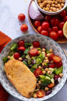 A colorful bowl of chopped mediterranean salad with air fried halloumi cheese. Halloumi Cheese, Halloumi Salad, Healthy Delicious