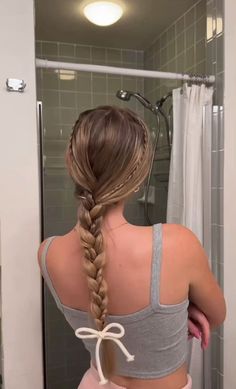 Long School Hairstyles, Hair Big Forehead, Hairstyles Cute, Hair Inspiration Long, Travel Hairstyles, Cute Simple Hairstyles, Long Blond, School Hair, Hairstyle Inspo