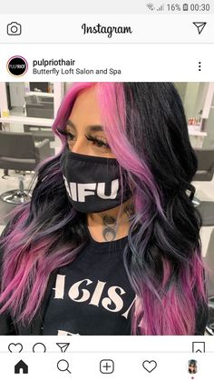 Black And Colored Hair, Two Color Hair Dye Ideas, Undercolor Hair, Edgy Hair Color Ideas, Black And Pink Hair, Pink Black Hair, Pink And Black Hair, Pulp Riot Hair Color