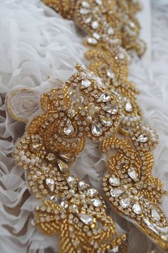 gold rhinestone bridal sash belt, gold wedding crystal belt applique, bridal sash applique, 2016 del Gold Embellished Wedding Jewelry, Gold Beaded Bridal Belt For Party, Gold Embellished Wedding Sash, Gold Embellished Sashes For Wedding, Gold Beaded Bridal Accessories For Wedding, Gold Embellished Bridal Accessories For Wedding, Gold Embroidered Belt Sash For Parties, Gold Embroidered Sash For Party, Gold Embroidered Bridal Belt For Wedding