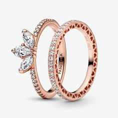 Rose Gold Tear-shaped Tiara Ring Set Pandora Rings Stacked, Promise Rings Pandora, Rings For Women Engagement, Cute Promise Rings, Pandora Rose Gold, Silver Diamond Jewelry, Diy Jewelry Gifts, Tiara Ring, Gold Promise Rings