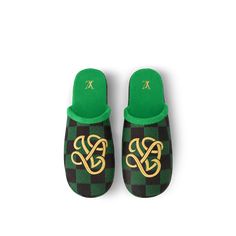 LOUIS VUITTON® - Lv Palace Slipper - Green Shoe Goals, Hotel Slippers, Colorful Notes, Louis Vuitton Official Website, Designer Slippers, Checkerboard Pattern, Louis Vuitton Official, Custom Apparel, Mens Spring