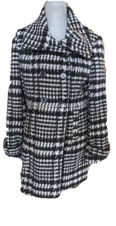 STEVE MADDEN  Size small SMALL  Black and White pattern WOOL BLEND  DOUBLE BREASTED  COAT.  Condition is "Pre-owned".  Shipped with USPS Priority Mail. Welcome to my store! All of my items come from a smoke free home. I wash everything and pack it in plastic to keep out dust. Please note that the pictures are the description. The measurements are in the pictures. My best suggestion for fit is to find an item in your closet that fits you and lay flat to compare measurements. A good fit is importa Black And White Pattern, Double Breasted Coat, White Patterns, Priority Mail, Herringbone, Lay Flat, Steve Madden, Double Breasted, Wool Blend