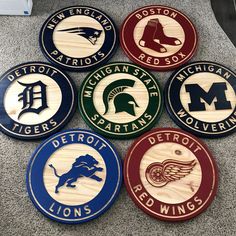 six detroit tigers coasters on the floor