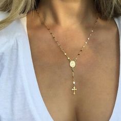 Gorgeous Rose Gold Cross And Virgin Marry Necklace Rose Gold Gold Rosary, Necklace Cross, Crystal Choker Necklace, Y Necklace, Gold Cross Necklace, Rosary Necklace, Exclusive Jewelry, Gold Cross, Religious Jewelry