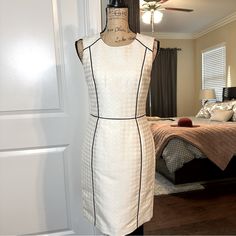 In Excellent Condition. Lightly Lined. 35” Length 16” Pit To Pit 18” Hip To Hip Cream Lined Knee-length Dress, Cream Knee-length Lined Dress, Elegant Cream Dress By H&m, H&m Cream Spring Dress, H&m Fitted A-line Dresses, Fitted Beige H&m Dress, Fitted A-line Dress From H&m, Fitted Off White Dress For Work, H&m White Midi Length Dress