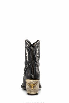 Boot, The Cattleman Western Boots With Silver Studs For Fall, Western Boots With Silver Studs And Round Toe, Silver Western Boots With Snip Toe, Silver Leather Western Boots, Western Leather Boots With Silver Studs, Silver Heel, Heel Caps, Silver Engraving, Silver Heels