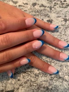 There's a new beauty trend taking over Instagram and it's absolutely stunning. Say hello to "quartz nails". Cute Gel Tip Nails, Short Acrylic Nails Colored French Tip, Three Color French Tip Nails, Blue Easy Nail Designs, Cute Nail French Tips, Dual Tone French Tip Nails, Blue Tips Almond Nails, Nail Ideas French Tip With Design, Blue Nails With Blue French Tip