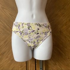 French Connection Pale Yellow Purple Floral Bikini Bottom Uk Style Nwot Fabric 82% Nylon 18% Spandex Size L Top Sold Separately Fitted Brief Bottoms For Spring, Spring High-waist Yellow Swimwear, Spring Stretch Elastane Swimwear, Yellow Fitted High-waist Swimwear, Stretch Elastane Swimwear, Multicolor Seamless Bottoms For Spring, Spring Multicolor Seamless Bottoms, Fitted Multicolor Swimwear Brief, Yellow High Waist Stretch Swimwear