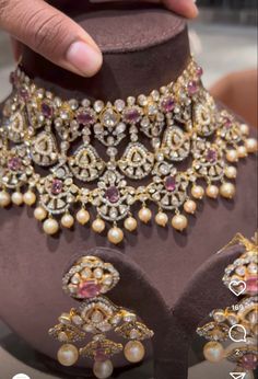 Jewel Drawing, Kalyan Jewellers, Polki Choker, Bridal Diamond Necklace, Saree Jewellery, American Diamond Jewellery, Indian Bridal Jewelry Sets, Gold Necklace Indian, Bridal Jewellery Design