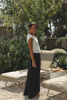 Introducing our newest signature style, the Laguna Linen Drawstring Skirt. This maxi skirt, made of luxurious linen, features a unique drawstring design, perfect for styling in any season with a classic tank or cardigan sweater. Spring Maxi Skirt With Drawstring For Day Out, Chic Maxi Skirt For Loungewear, Chic Loungewear Maxi Skirt, Chic Summer Loungewear Maxi Skirt, Chic Summer Maxi Skirt For Loungewear, Chic Spring Maxi Skirt For Loungewear, Chic Summer Maxi Skirt With Drawstring, Fitted Linen Casual Maxi Skirt, Casual Fitted Linen Maxi Skirt