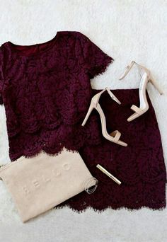 Conjunto de falda• 3 Piece Dress, Winter Date Night, Winter Date Night Outfits, Date Night Outfits, Elegante Casual, Burgundy Lace, Mode Inspo, Sochi, Mode Inspiration