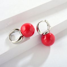 BUY OVER 2 PIECES GET 30% OFF: AUTO DISCOUNT BUY 2 PIECES 20% OFF USE CODE: NEW20 Free Shipping for over $39 If you would like to purchase a set (all color included in 1 set), please visit here: https://www.hugetomato.com/products/new-elegant-pearl-earrings-for-women-in-14k-gold-plated-set-box-with-free-jewelry-organizer-mothers-day-gift Mirror Luster Big Pearl Earrings The pearl has a mirror luster. This pair of pearl earrings are glossy, big, and shining. The dangle is perfectly designed, whic Big Pearl Earrings, Hot Earrings, Handmade Pearl Jewelry, White Champagne, Big Pearl, Gold Alloys, Pearl Types, Vintage Pearls, The Pearl