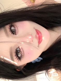 Chinese Douyin Makeup, Xiaohongshu Makeup, Chinese Douyin, Makeup Chinese, Aesthetic Asian, Bentuk Alis, Angel Makeup, Chinese Makeup, Douyin Makeup