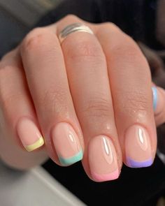 Subtle Summer Nails Square, French Tip Colorful Nails, Nail Designs Shellac, Bright French Tips, Nail Ideas For Kids, Unghie Sfumate, Summer Gel Nails, Short Gel Nails, Square Nail Designs