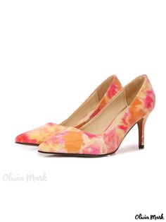 Olivia Mark - Stylish Stiletto Heel Pumps with a Tie-Dye Pattern Colorful High Heels, Urban Shoes, Track Shoes, Pumps Heels Stilettos, Pump Types, Elegant Shoes, Classic Pumps, Tie And Dye, Stiletto Pumps