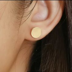 18k Gold Plated Stainless Steel Round Earrings * High-Quality Material Made 18k Gold Plated Round Earrings Are Durable And Long Lasting * This Simple And Elegant Round Shape Of These Earrings Make Them Perfect For Any Occasion * Comfortable To Wear Lightweight Design Tarnish Resistant # Hypoallergenic # Lead Free # Nickel Free Simple Design 14k Gold Earrings, Gold Round Earrings For Everyday, Round Tarnish Resistant Earrings For Gift, Tarnish Resistant Circular Earrings As Gift, Tarnish Resistant Circular Earrings For Gifts, Tarnish Resistant Yellow Gold Circle Earrings, Minimalist Gold Plated Circle Earrings, Minimalist Gold-plated Circle Earrings, Simple Gold Earrings For Everyday