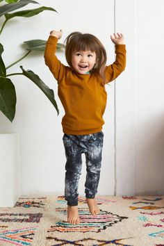 The best baby #clothing brands sell sustainably sourced, ethically made, and environmentally friendly #baby #clothes made of upcycled and #recycled materials to protect the environment and your newborn's skin. Extraordinary Clothes, Tencel Pants, Kids Pages, Outdoor Baby