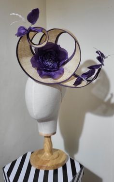 The Wizard Of Oz Costumes, Art Hats, Purple Fascinator, Fascinator Hats Wedding, Mad Hat, Small Leaves, Couture Hats, Fascinator Hairstyles, Flower Fascinator