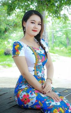 Myanmar Actress, Exotic Women, Beautiful Muslim Women, Burmese, Fashion Girl, Myanmar, Asian Beauty, Follow Me