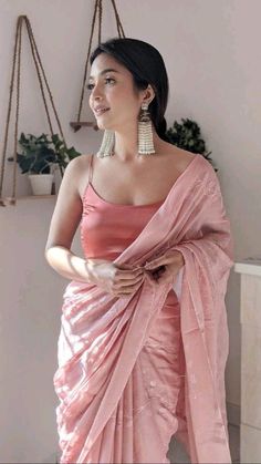 Pink Jute, Simple Sarees, Indian Fashion Saree, Saree Designs Party Wear, Indian Dresses Traditional