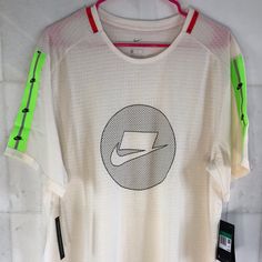 Nwt Nike Men's Wild Rn Run Sportswear Reflective Shirt Top Bv5597 110 Sz Xl - Fast Shipping! #Angelatzzi #Nike #Nikelover Nike Technical Running Tops, Nike Technical Tops For Light Sports, Nike Go-dry T-shirt, Nike Technical Breathable Tops, Nike Dri-fit Technical Tops, Nike Technical Breathable T-shirt, Functional Nike Tops For Light Sports, Breathable White Sportswear Tops, White Breathable Sports Top