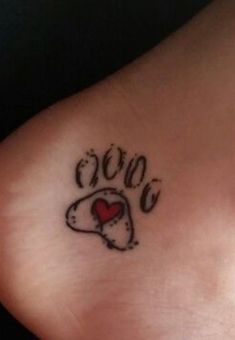 Dogs Tattoo Ideas, Tatoo Dog, Dogs Tattoo, Pawprint Tattoo, Dog Paw Tattoo, Paw Tattoo, Cute Tiny Tattoos, Memorial Tattoos