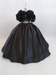 Flower Girl Dress Tulle, Black Flower Girl Dress, Flower Girl Gown, Black Satin Fabric, Dress Baby Girl, Dress Tutu, Tulle Flowers, Elegant Girl, Dress Tulle